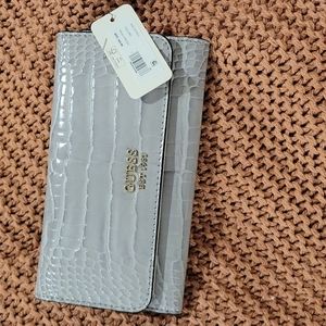 Guess wallet